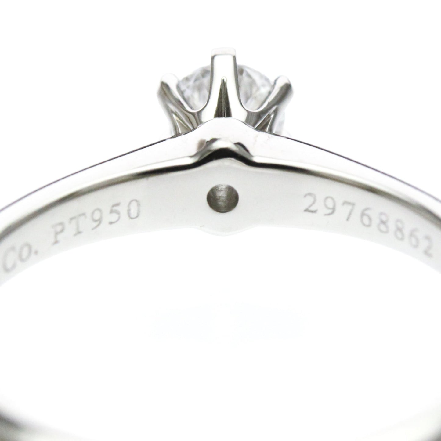 Tiffany Solitaire · Platinum · Diamond
