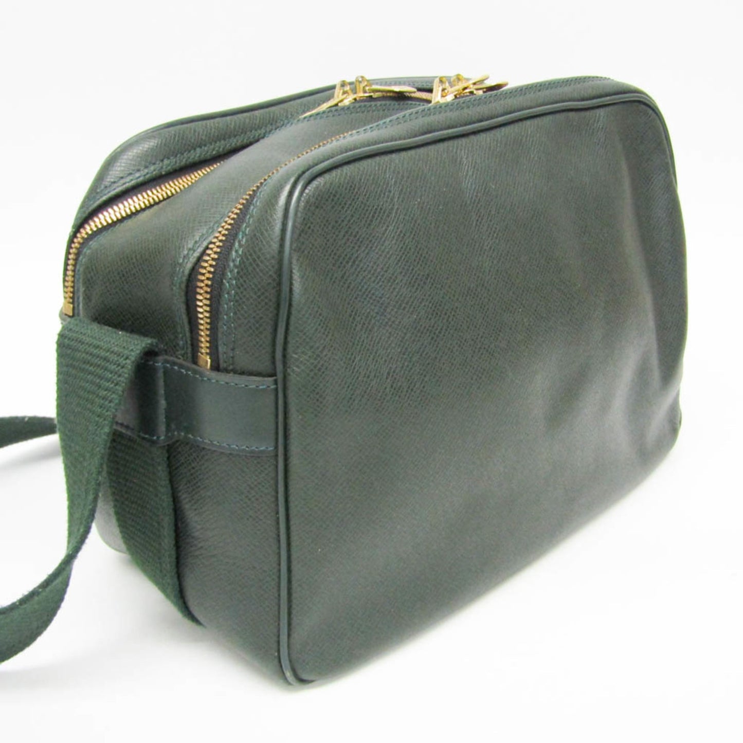 Louis Vuitton Taiga Reporter PM · Episea
