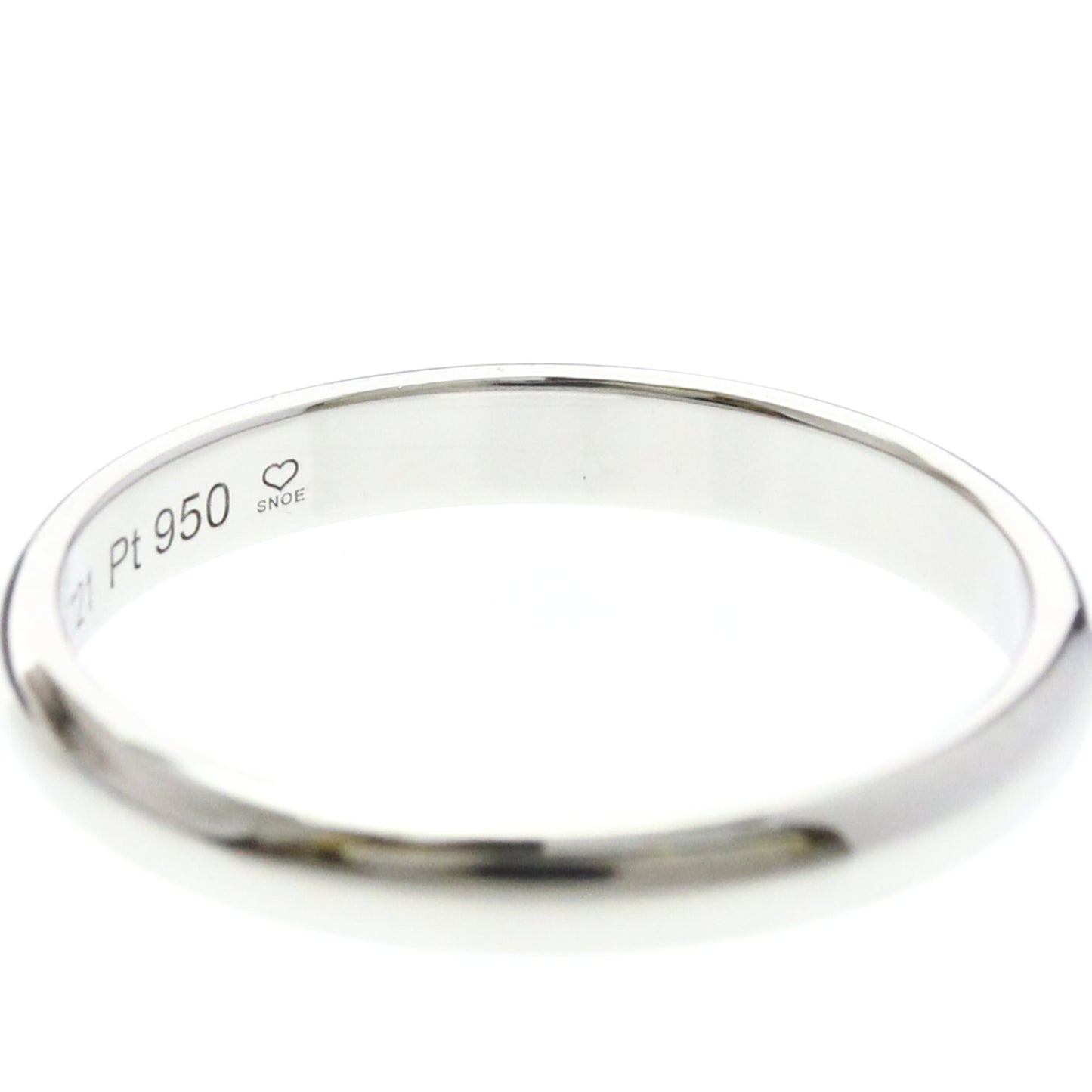 Cartier 1895 Wedding · Platinum