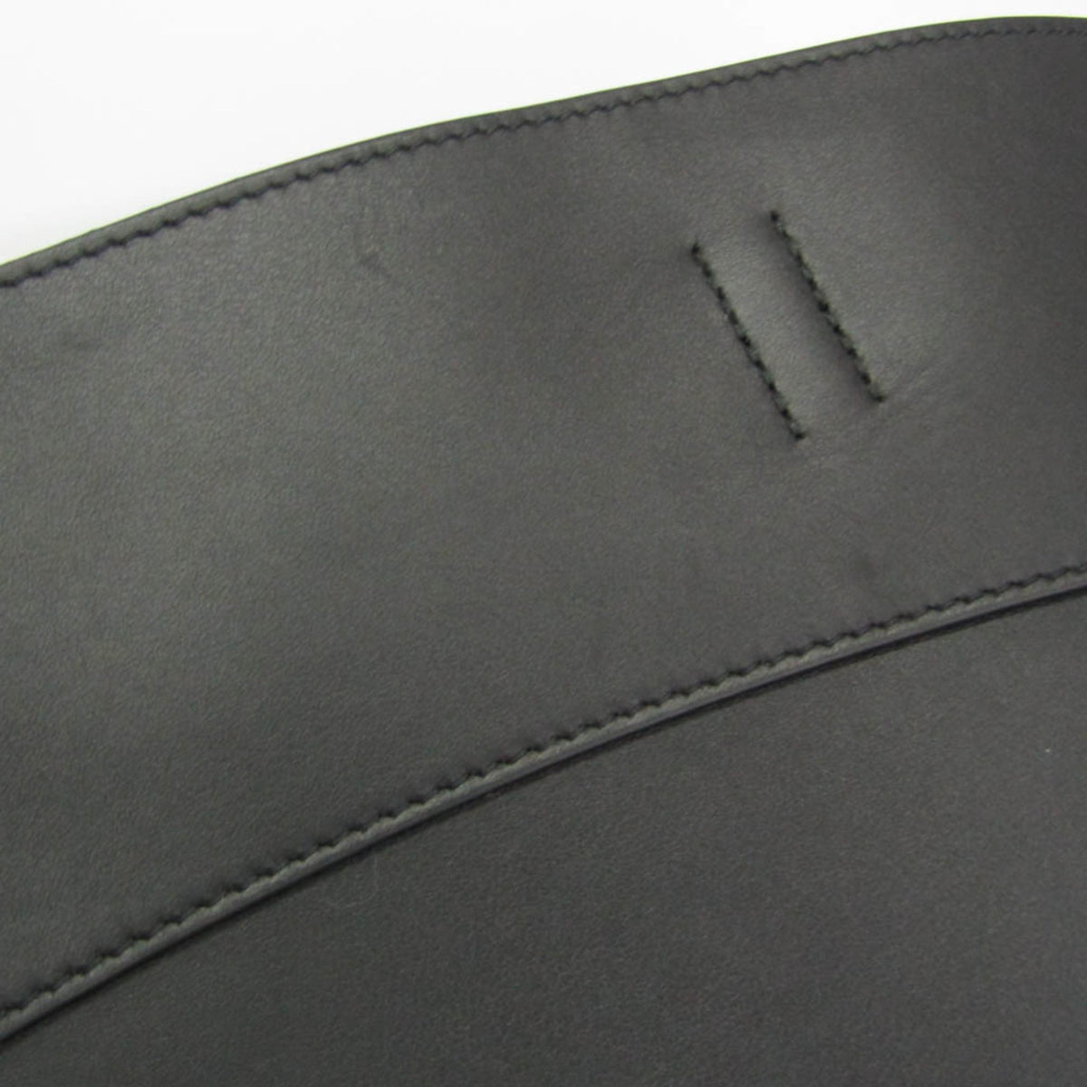 Salvatore Ferragamo Charming Tote · Leather