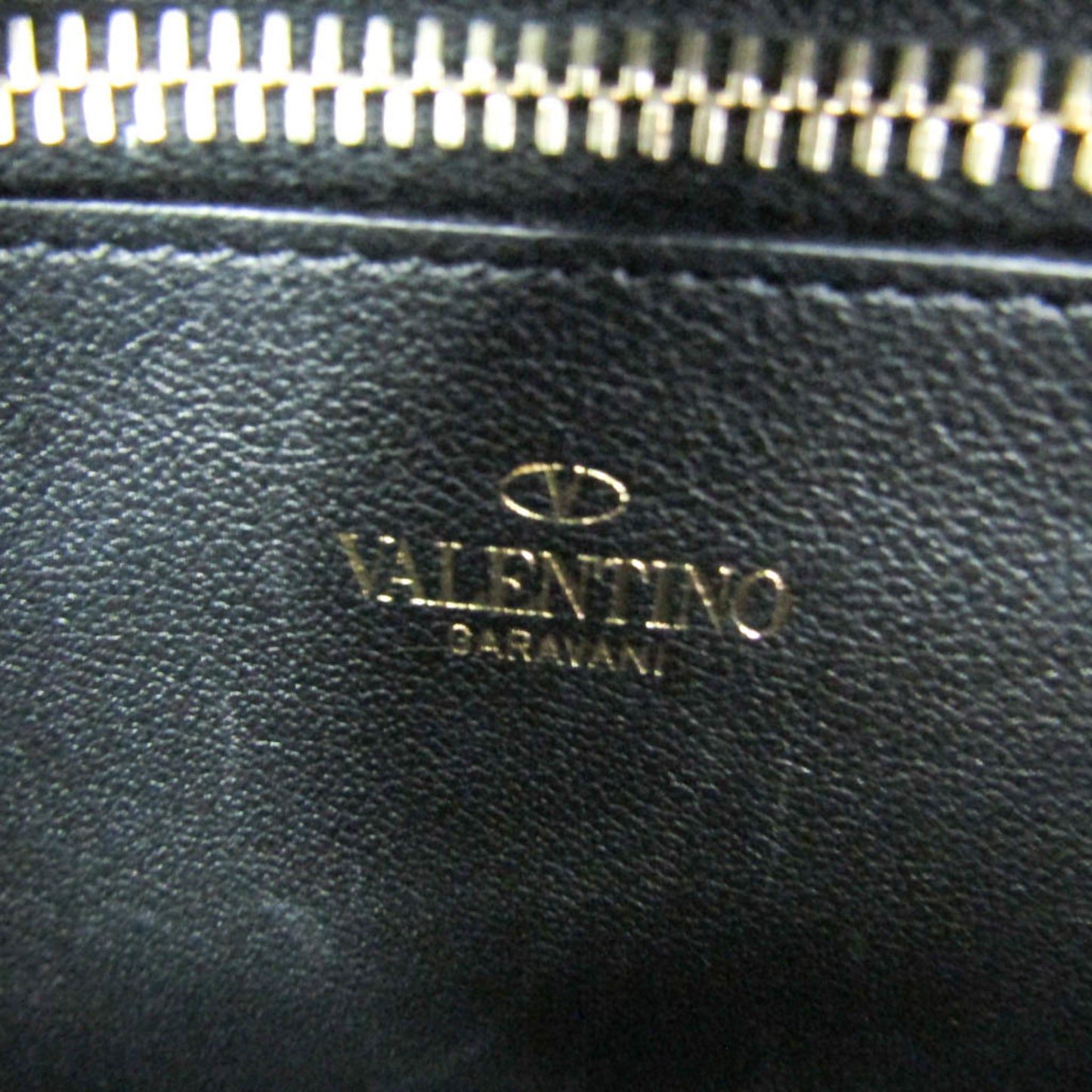 Valentino Garavani V Logo · Chain Pouch