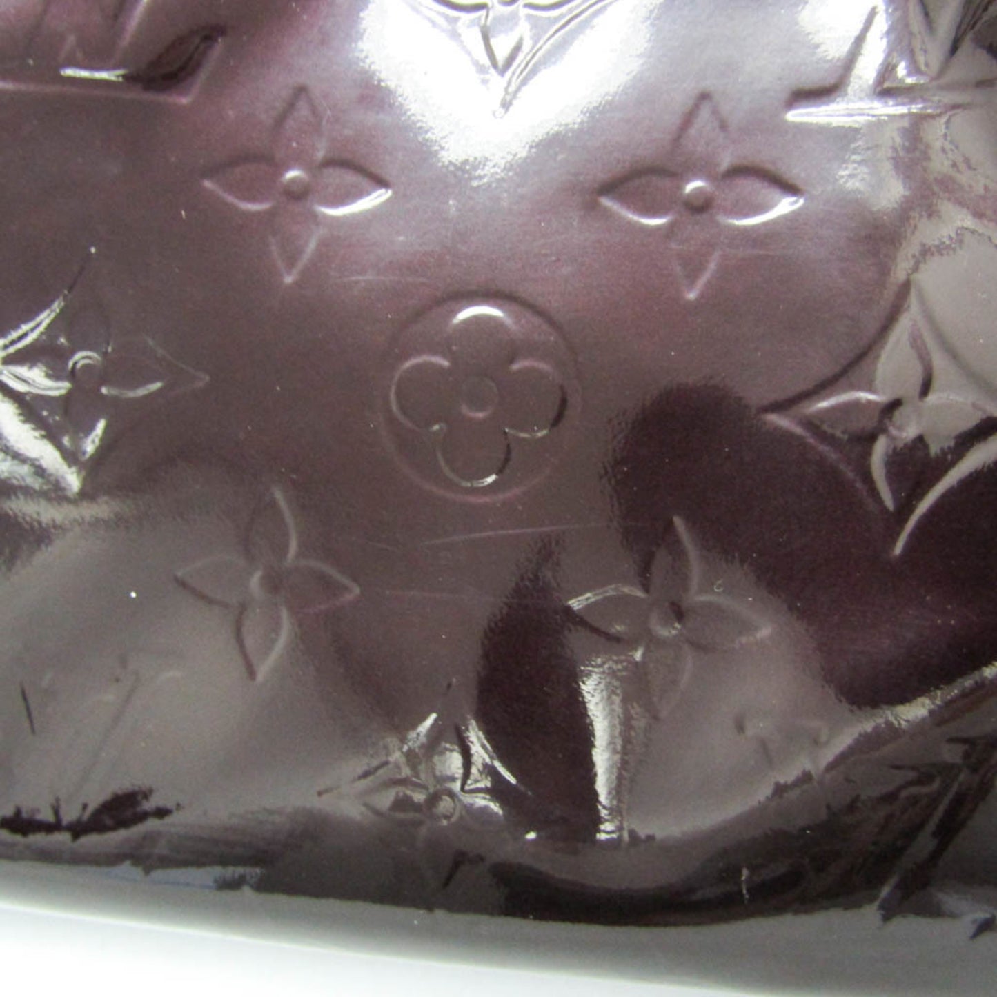 Louis Vuitton Wilshire PM · Vernis Amarante