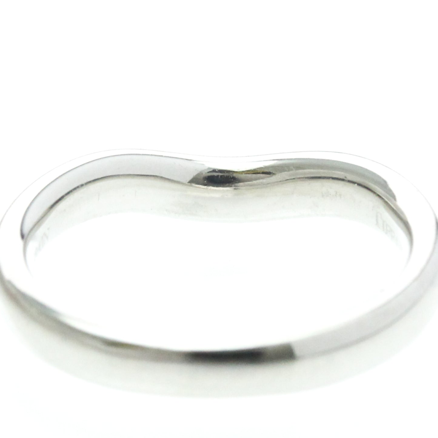 Tiffany Curved Band · Platinum · Diamond