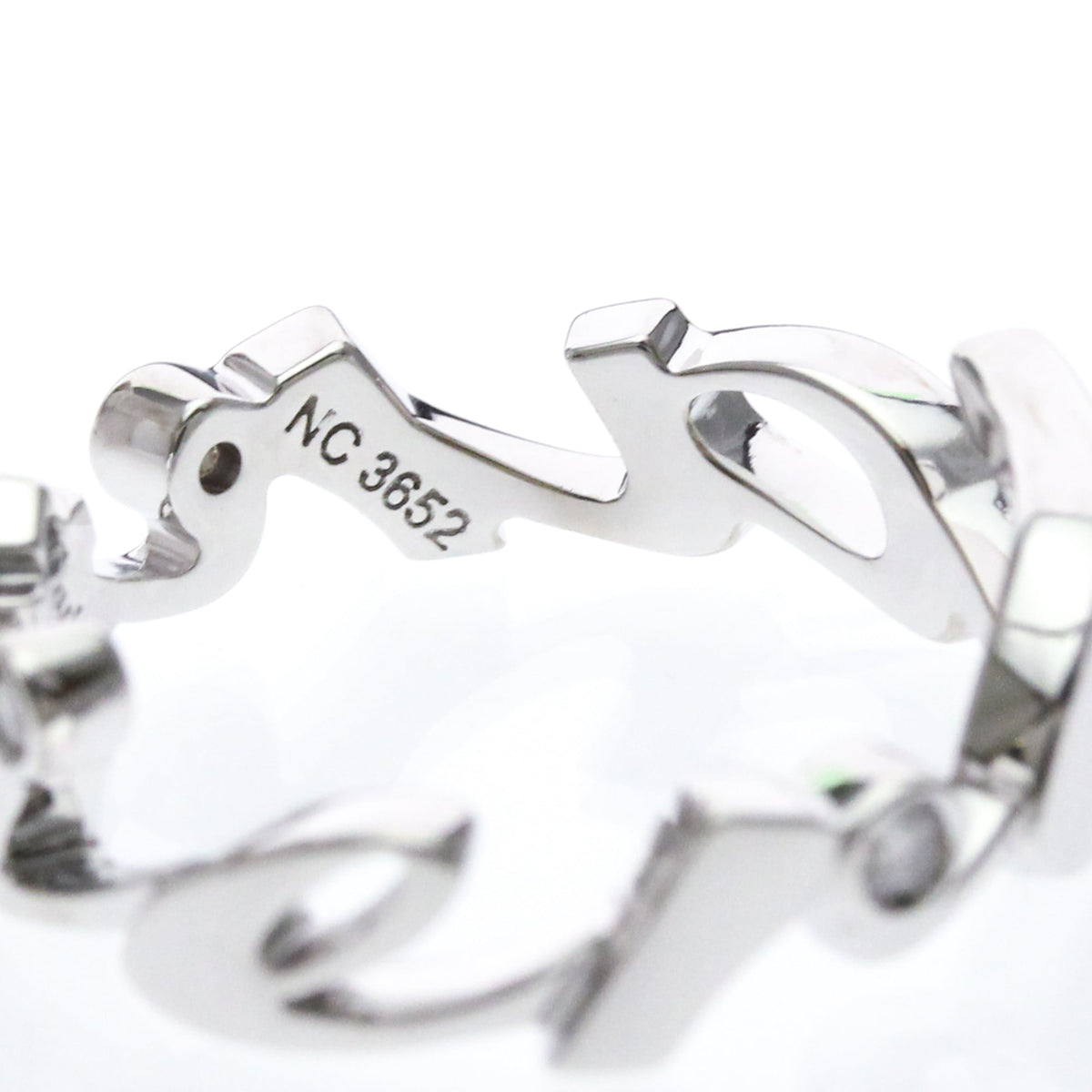 Cartier Signature · Diamond · 18K White Gold