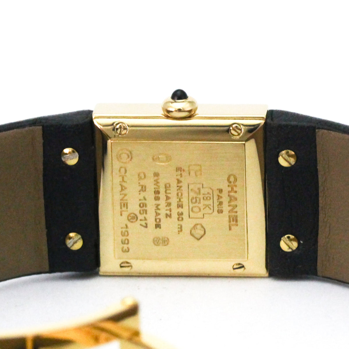 Chanel Matelasse · 18K Yellow Gold
