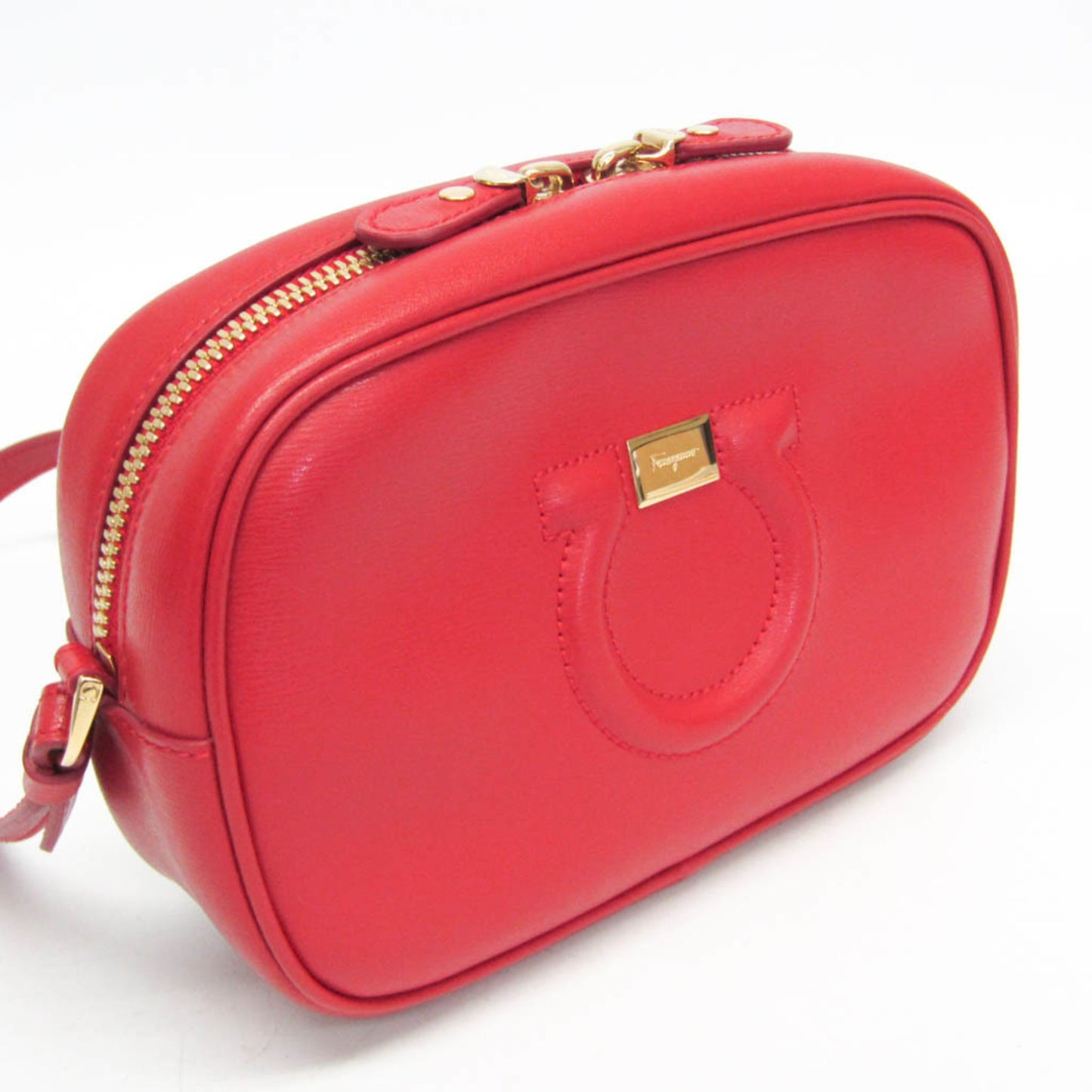 Salvatore Ferragamo Gancini · Leather