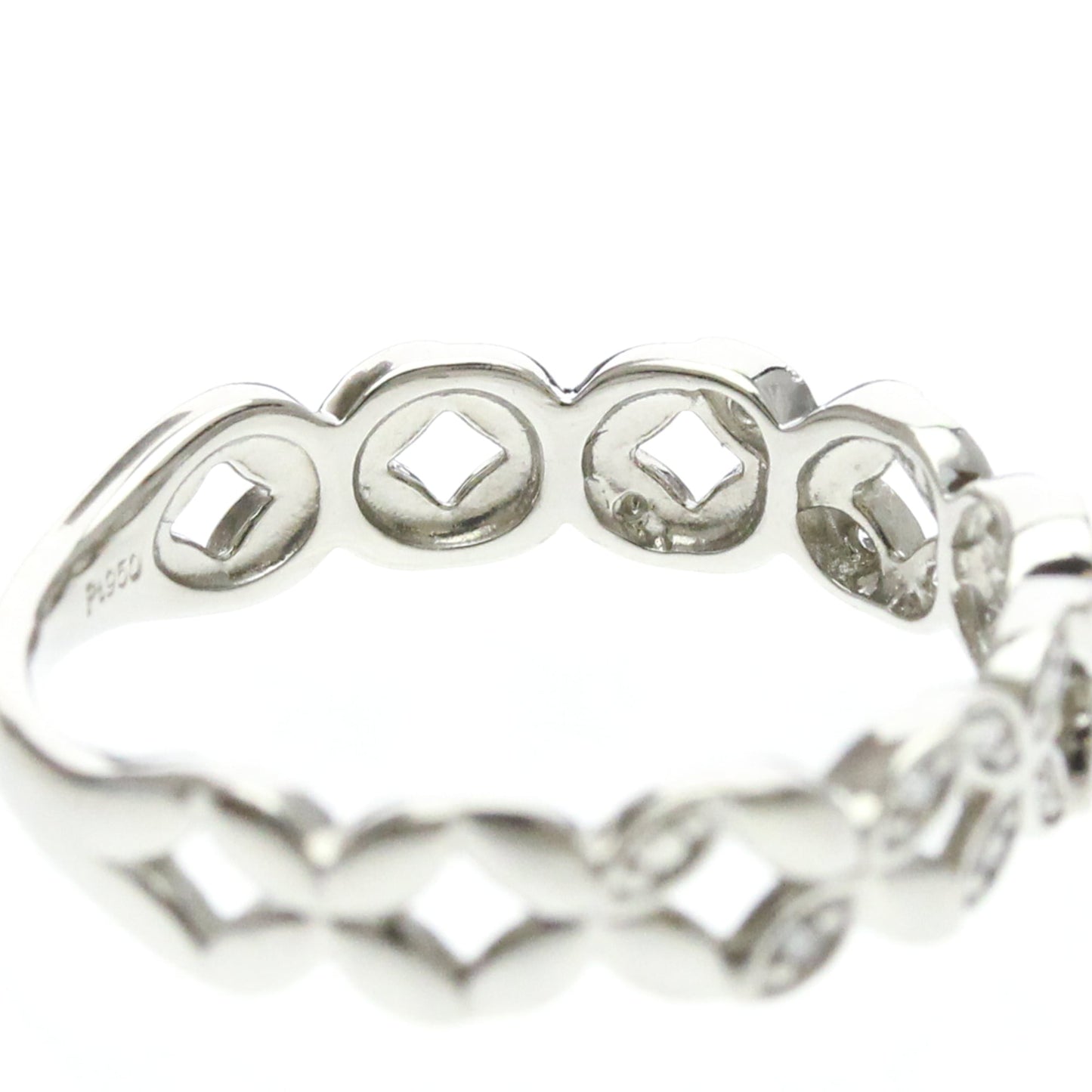 Vendome Aoyama Diamond Flower · Platinum