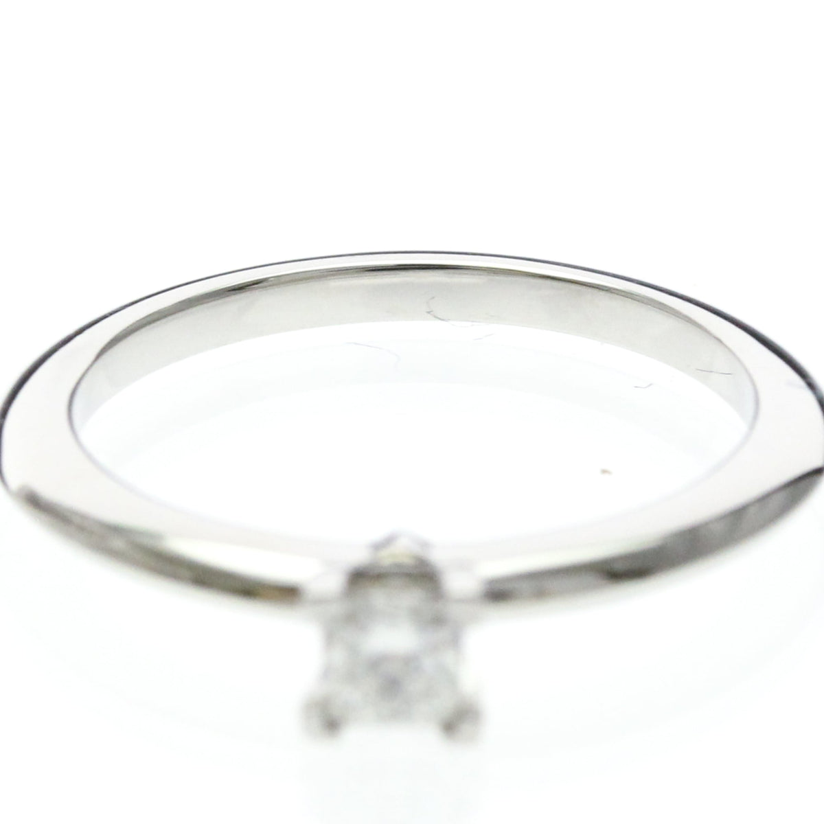 Tiffany Solitaire · Platinum · Diamond