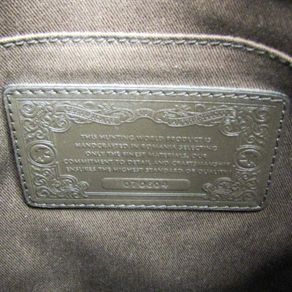 Hunting World Safari Embroidery · Canvas