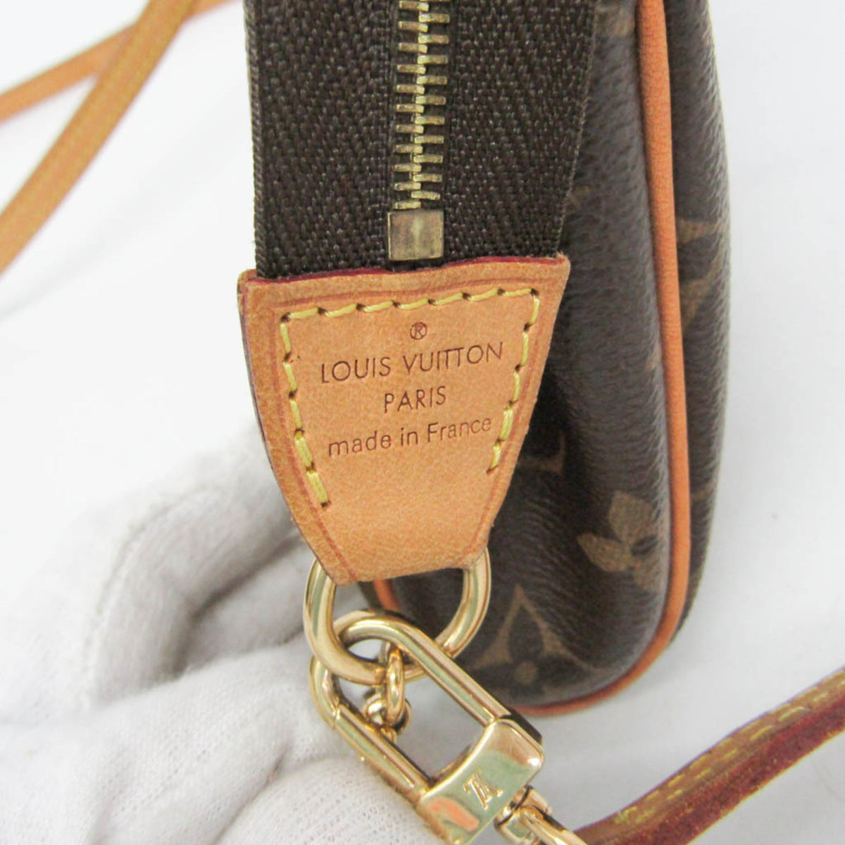 Louis Vuitton Eva · Monogram