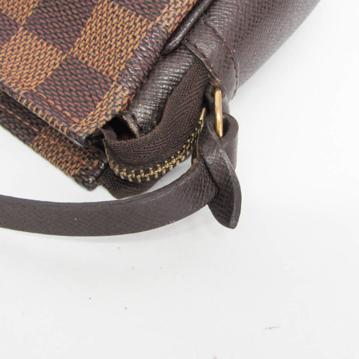 Louis Vuitton Damier · Makeup Pouch