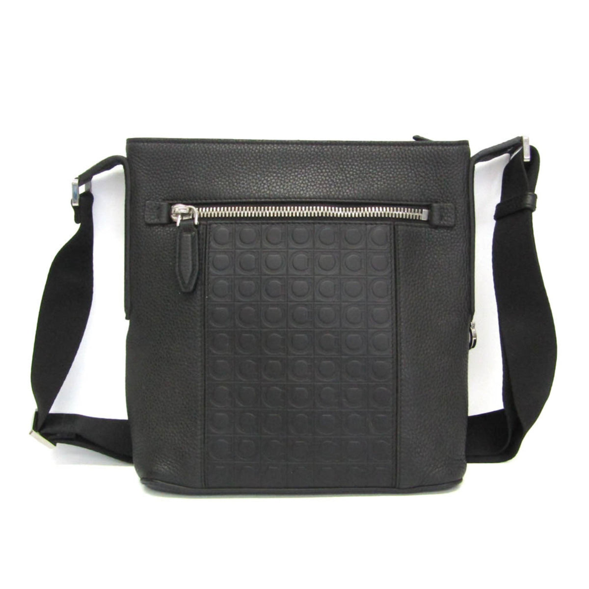 Salvatore Ferragamo Gancini · Leather