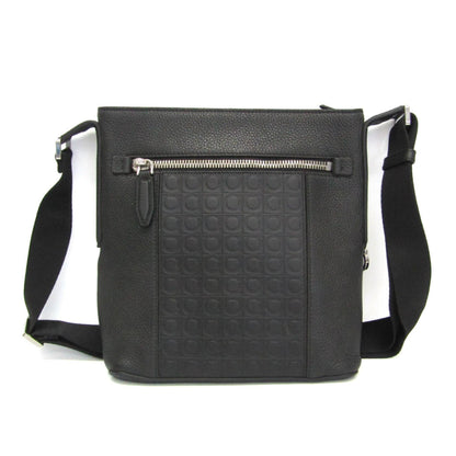 Salvatore Ferragamo Gancini · Leather