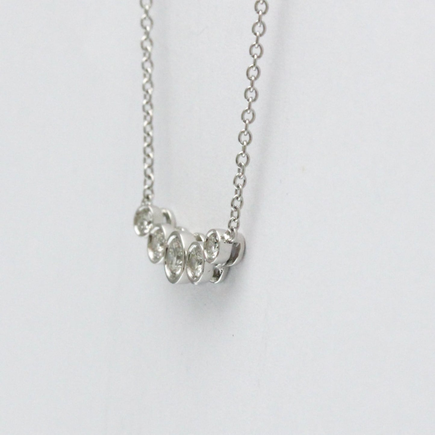 Tiffany Jazz Graduated · Platinum · Diamond