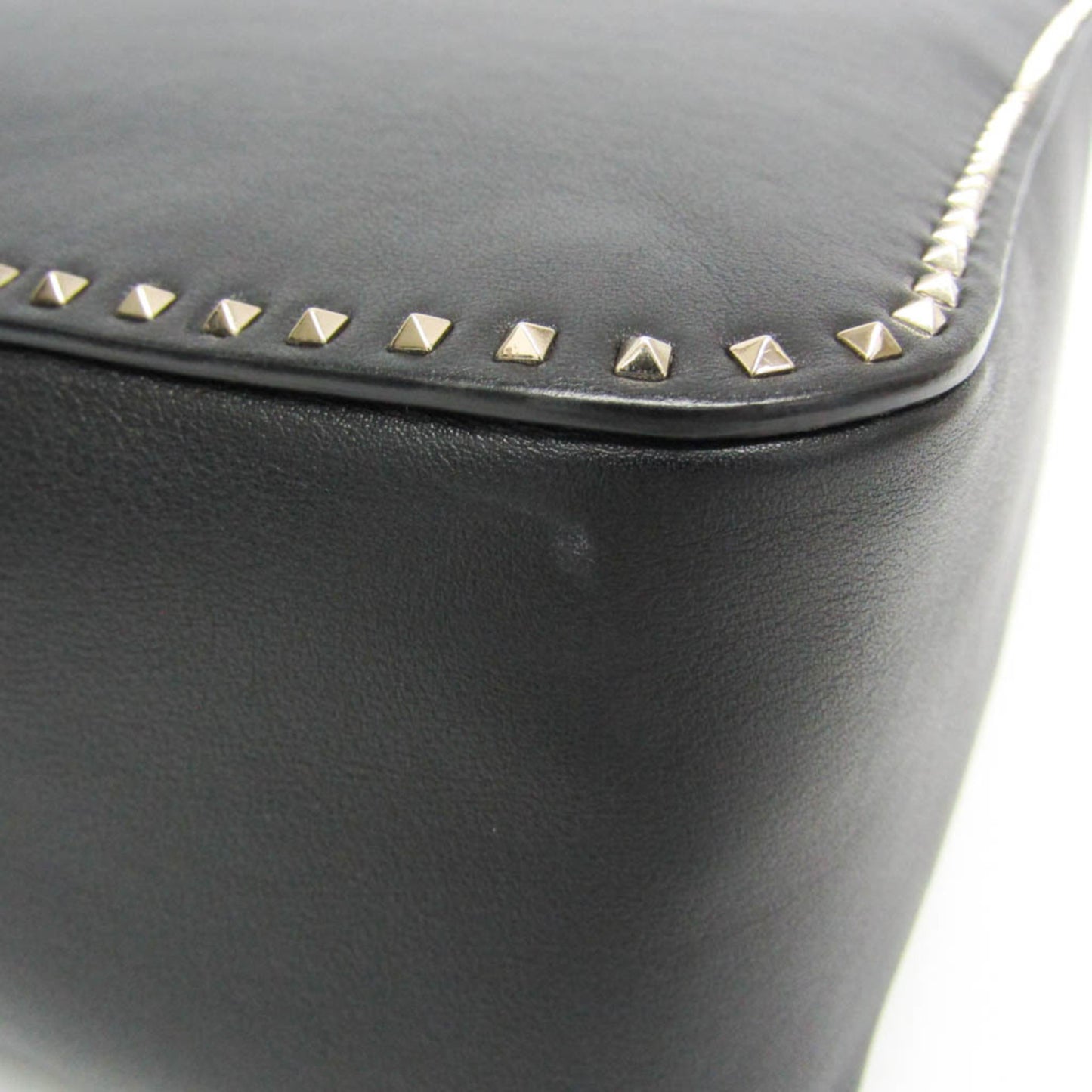 Valentino Garavani Lockstuds · Leather