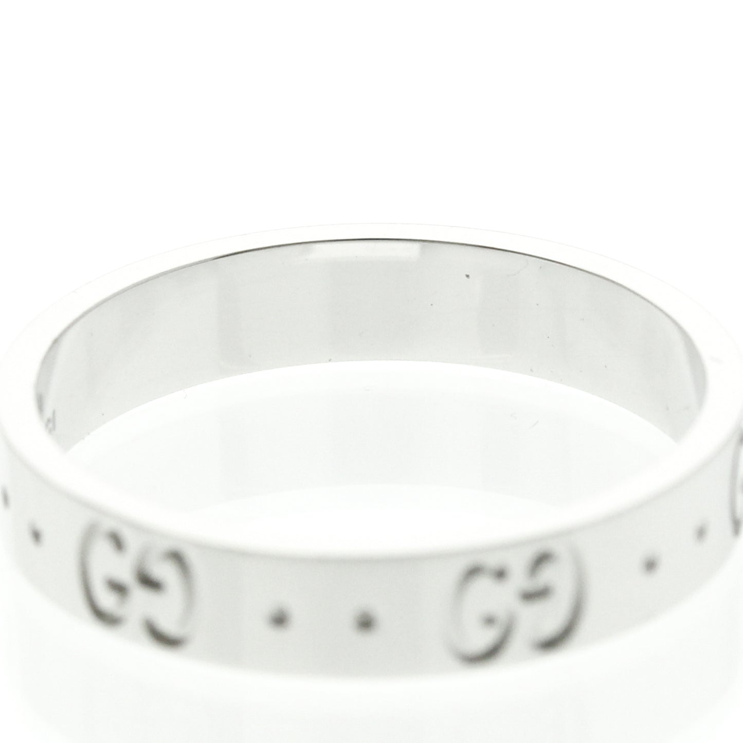 Gucci Icon · 18K White Gold