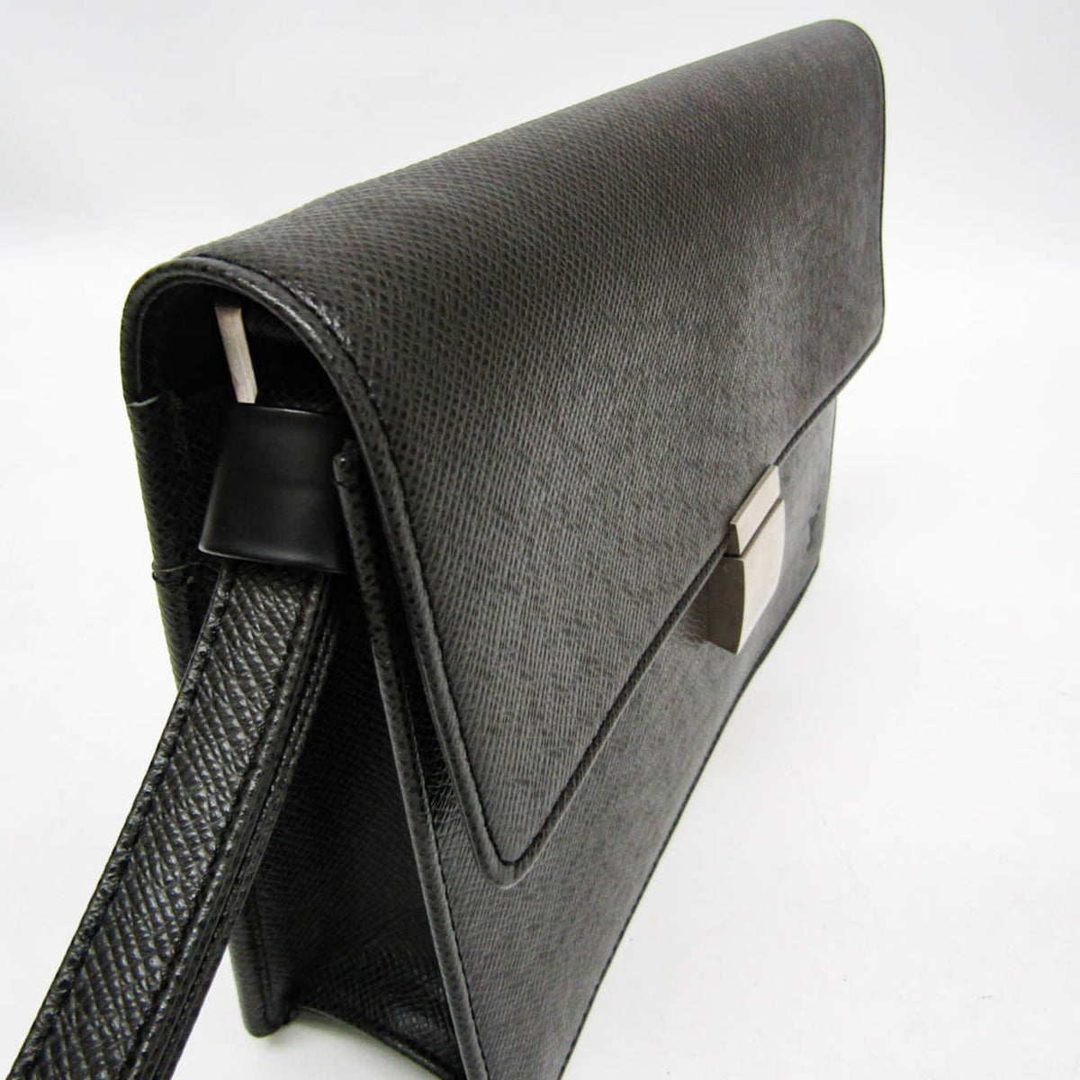 Louis Vuitton Taiga Selenga · Ardoise