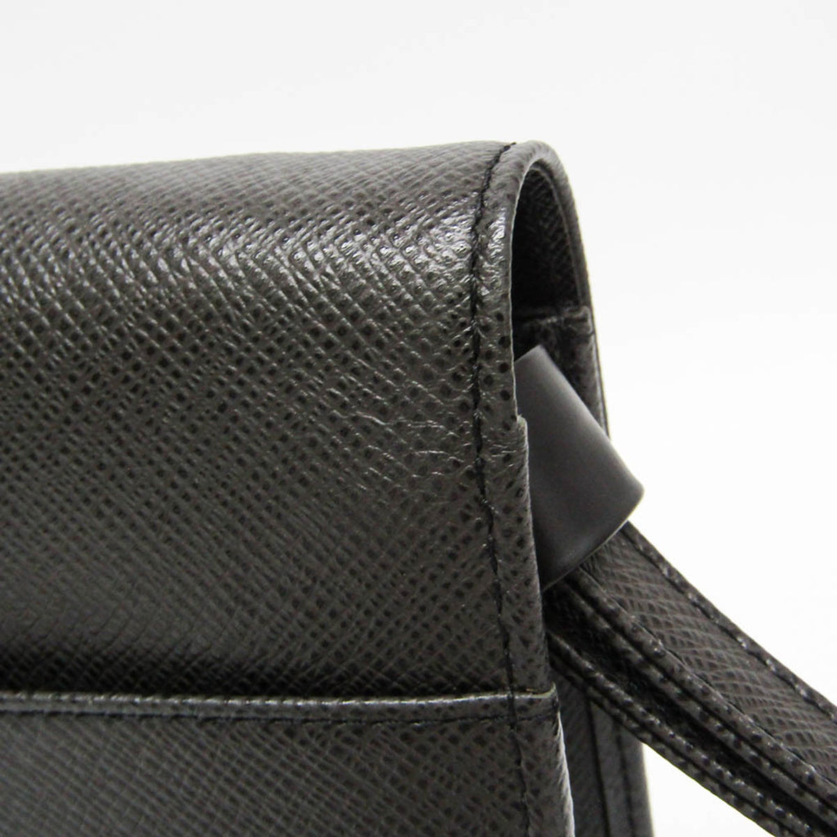 Louis Vuitton Taiga Selenga · Ardoise