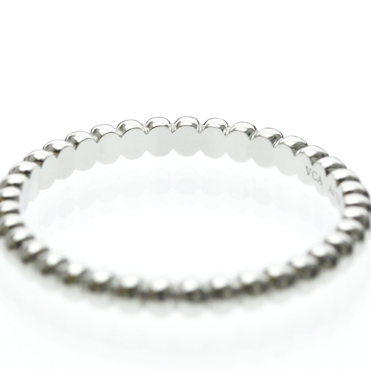 Van Cleef & Arpels Perle · 18K White Gold