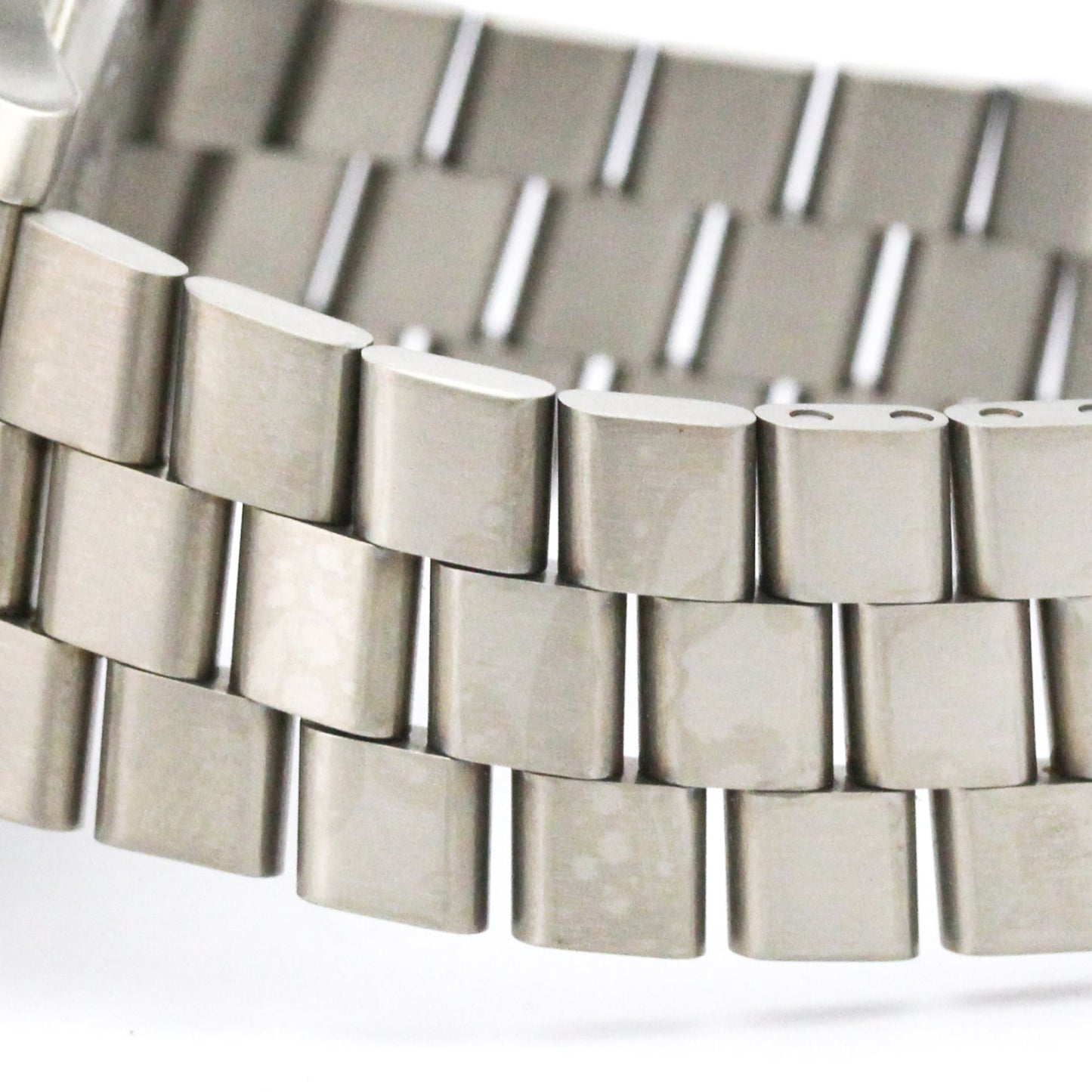Breitling Aerospace · Titanium · Quartz