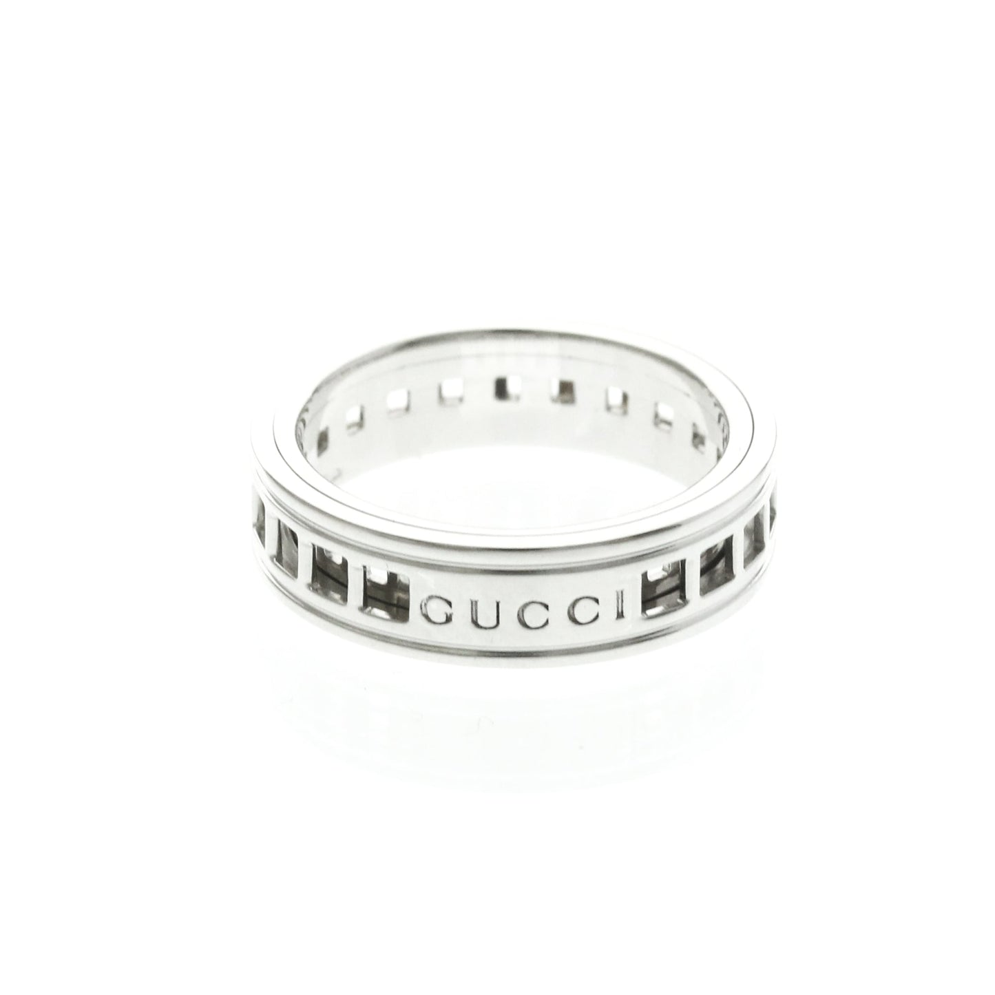 Gucci Scroll · 18K White Gold