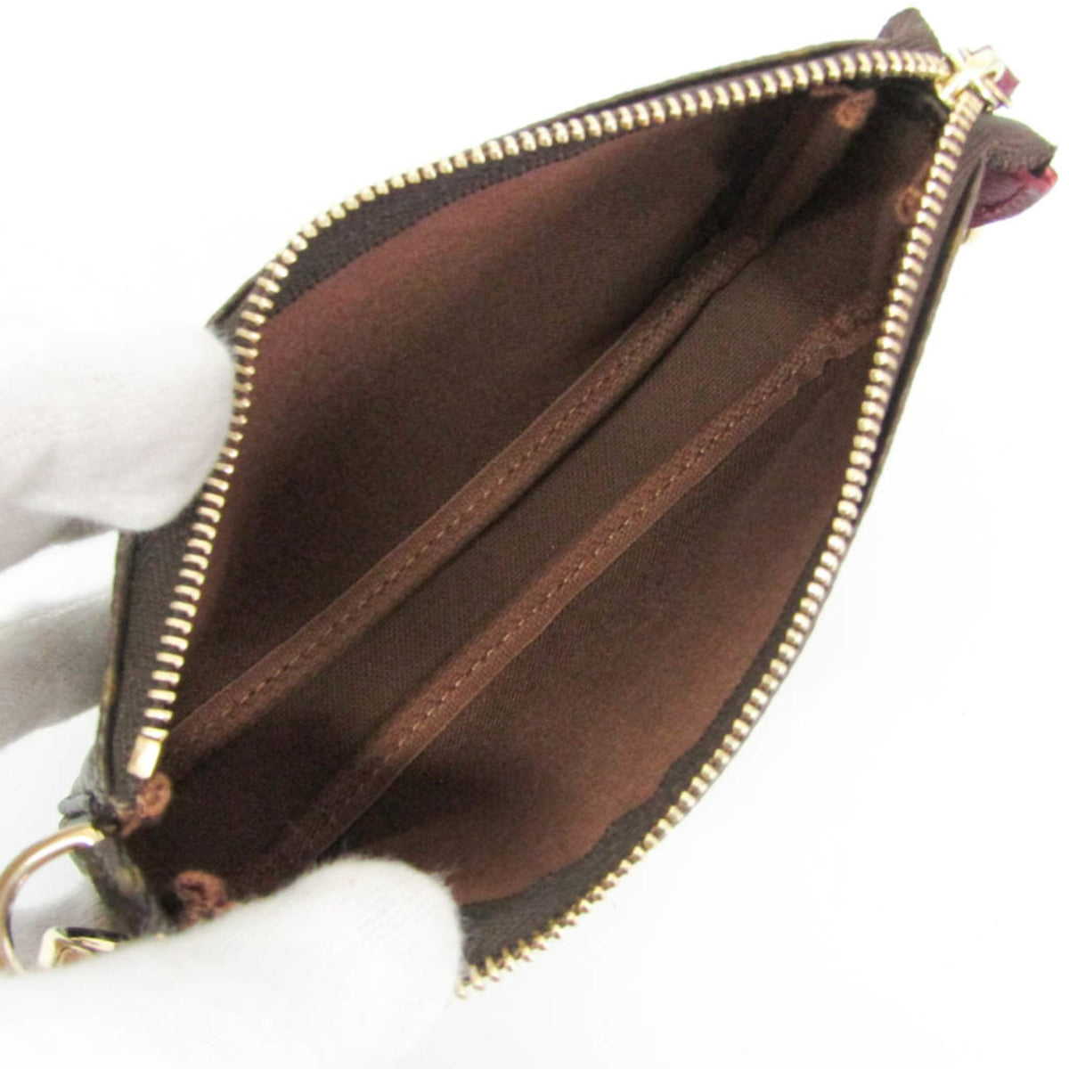 Louis Vuitton Mini Pochette · Label Collection