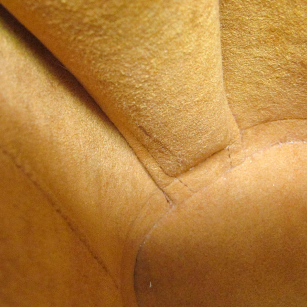 Louis Vuitton Lussac · Epi Leather