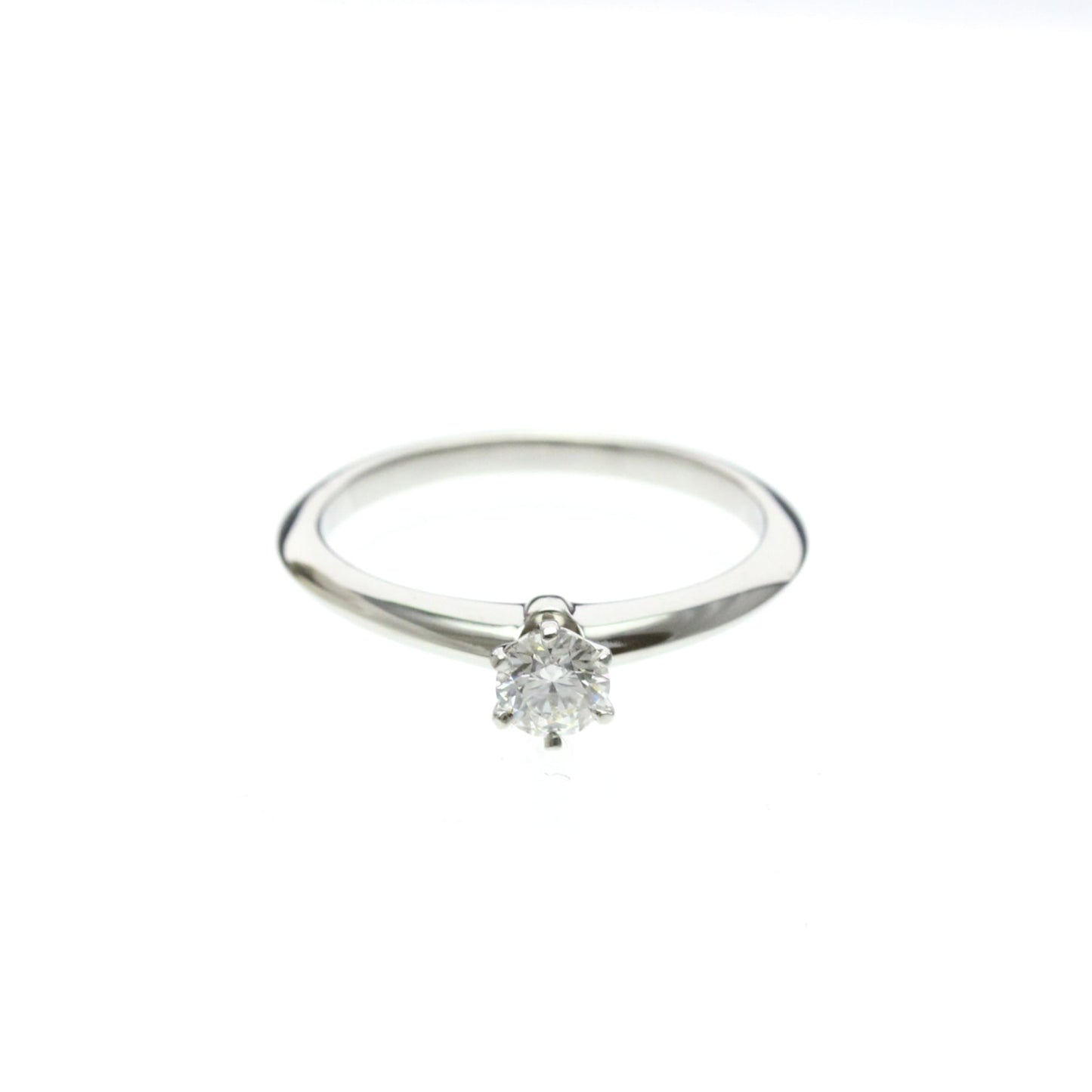 Tiffany Solitaire · Platinum · Diamond
