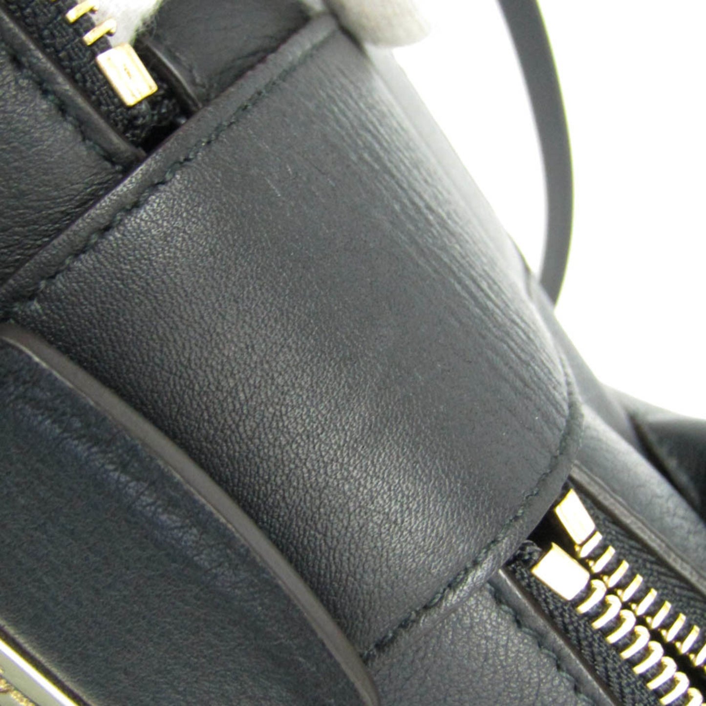 Salvatore Ferragamo Gancini · Leather