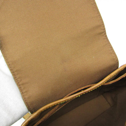 Louis Vuitton Montsouris MM · Monogram