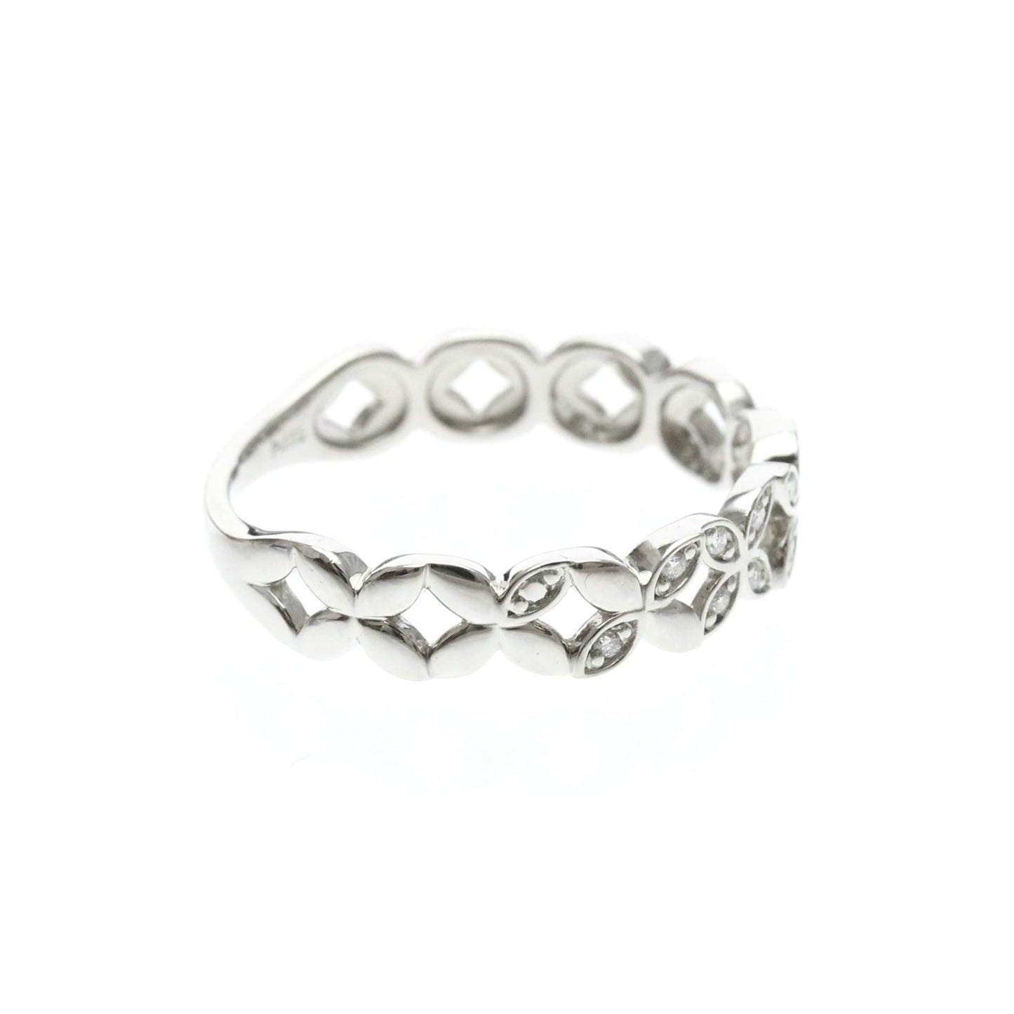 Vendome Aoyama Diamond Flower · Platinum
