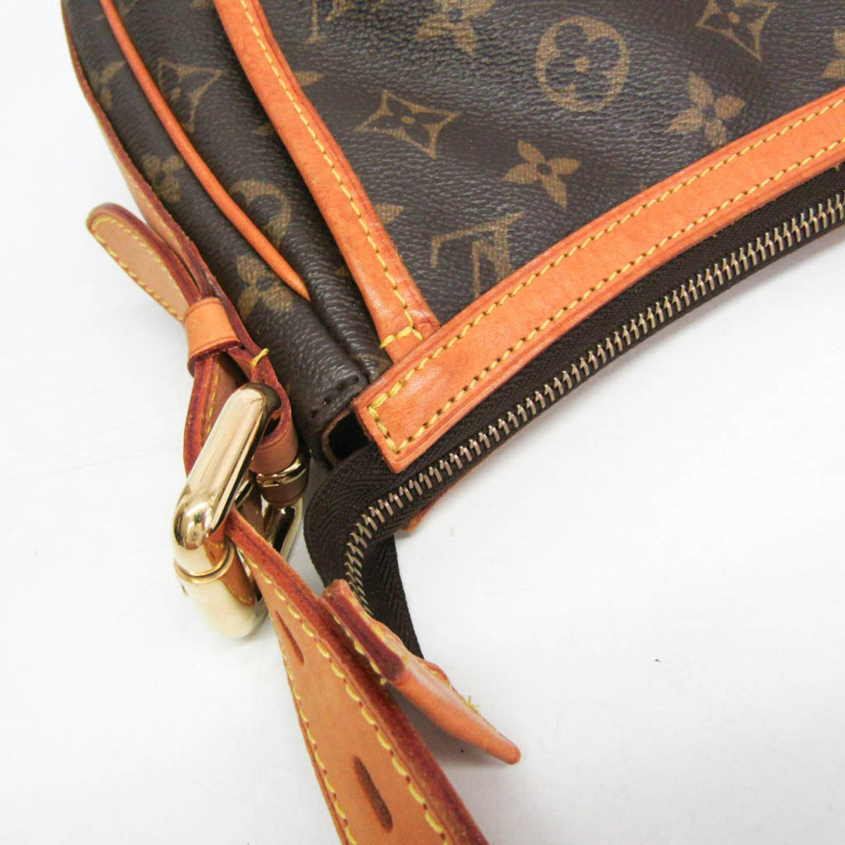 Louis Vuitton Tulam GM · Monogram