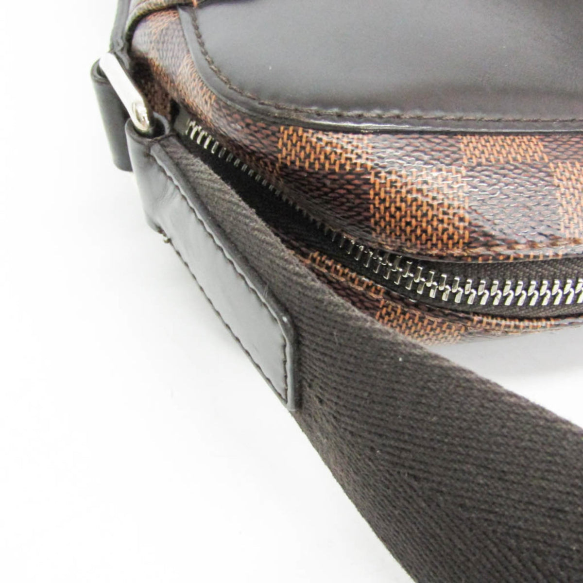 Louis Vuitton Jake Messenger MM · Damier Ebene