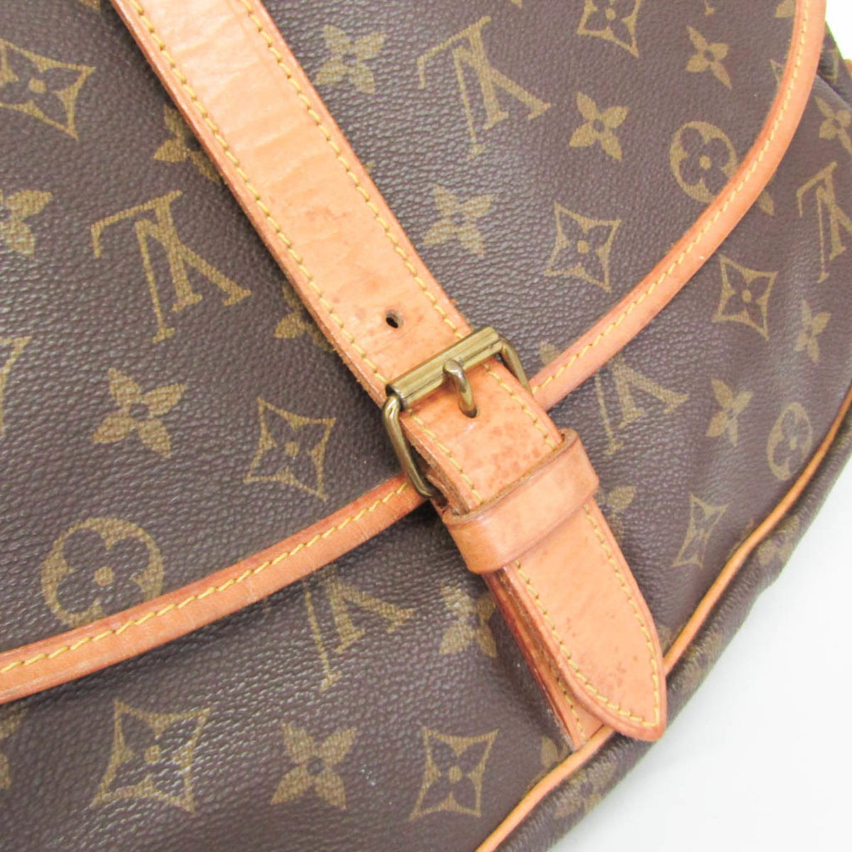 Louis Vuitton Saumur 35 · Monogram