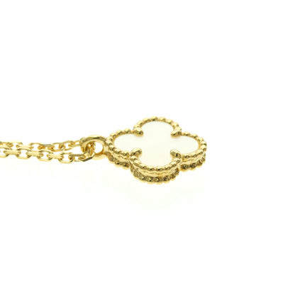 Van Cleef & Arpels Sweet Alhambra · Mother of Pearl