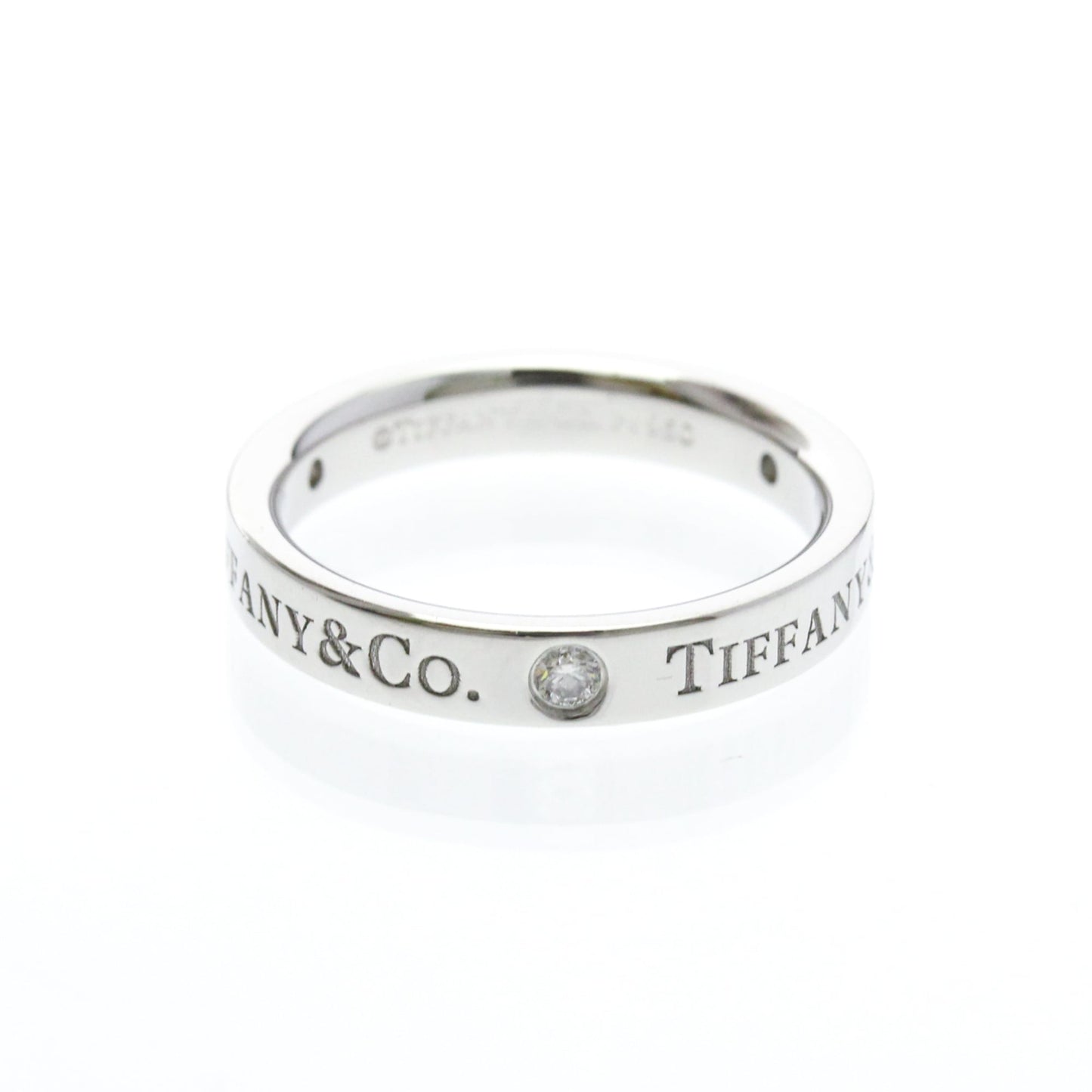 Tiffany Three Diamond · Platinum