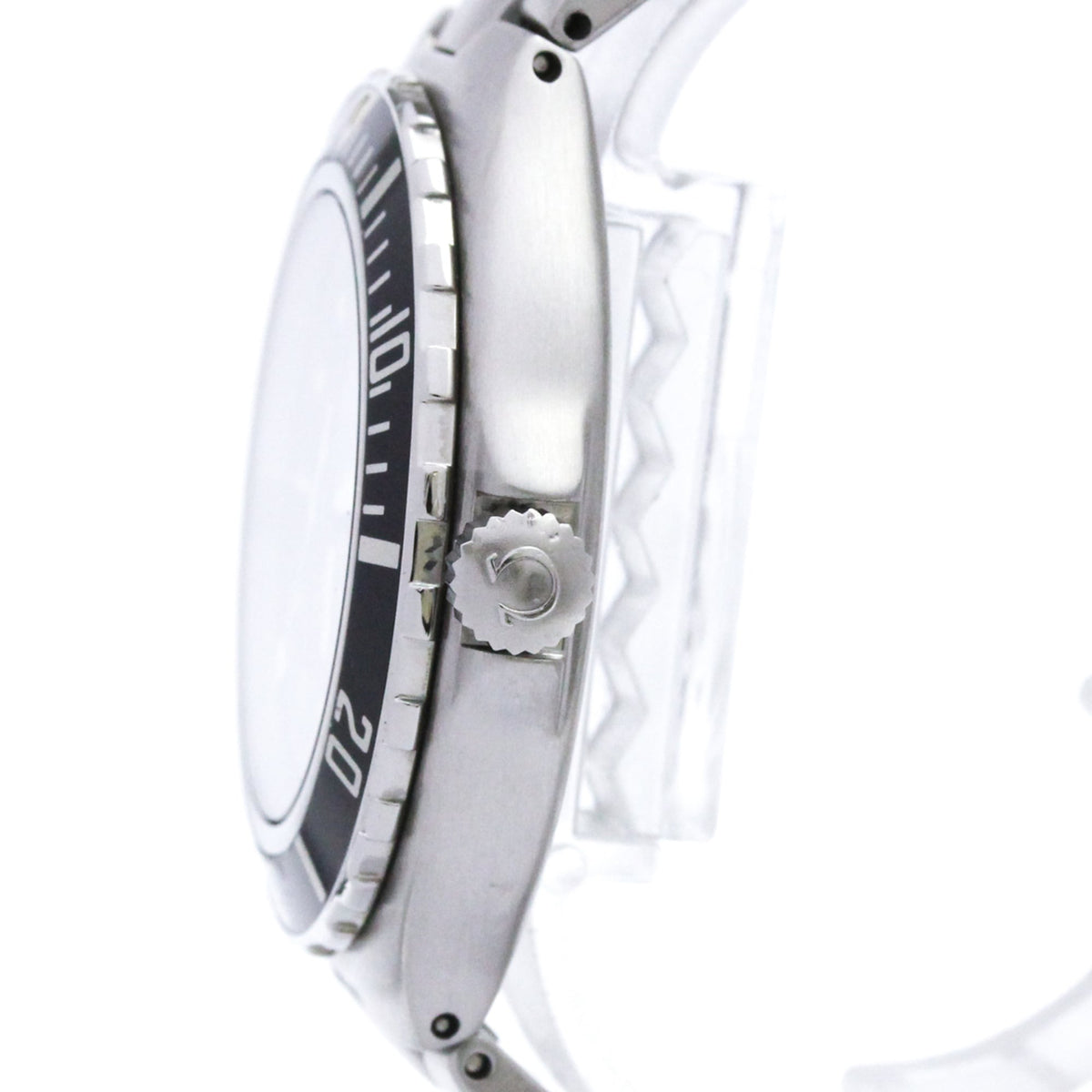 Omega Seamaster Professional 200M · Steel