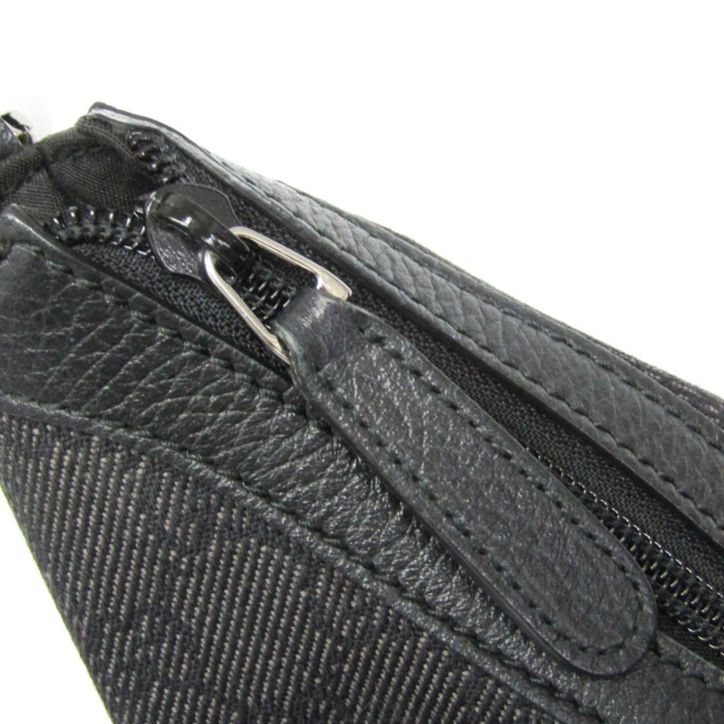 Gucci GG Canvas · Interlocking G