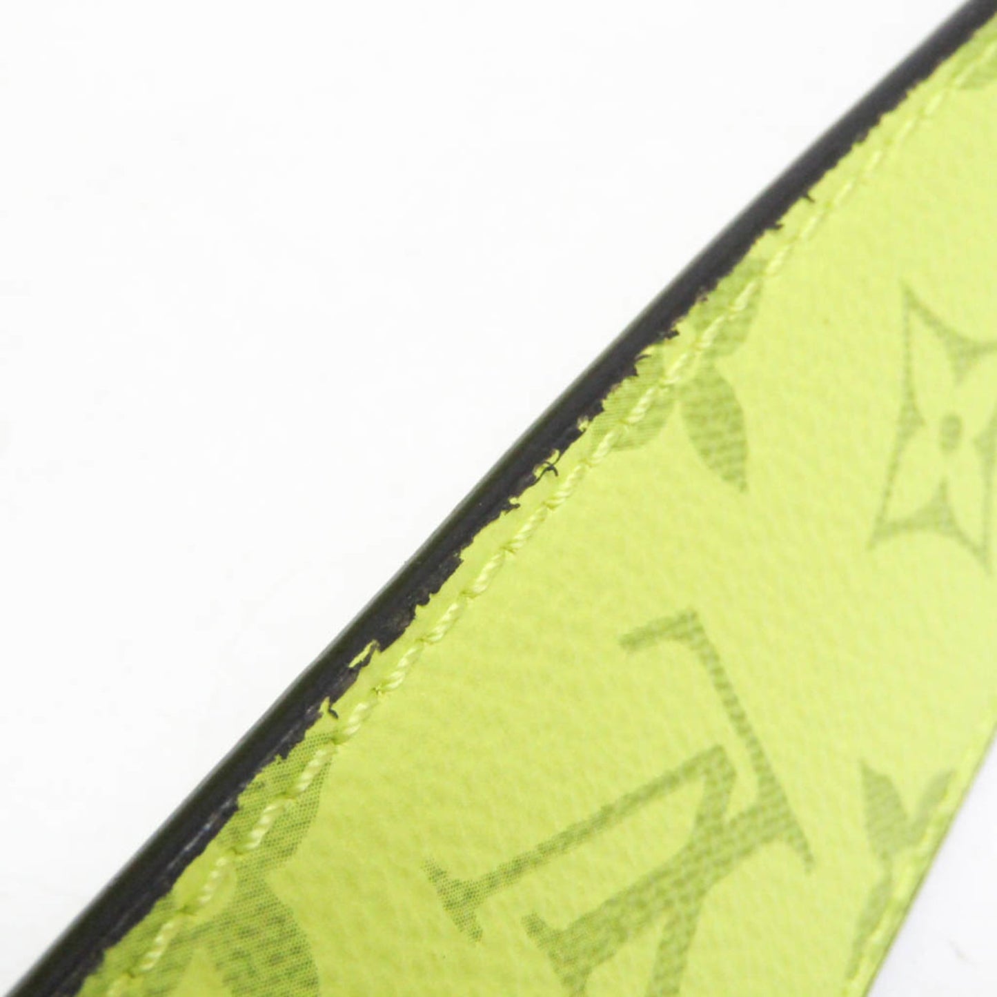 Louis Vuitton Outdoor Messenger · Taigarama