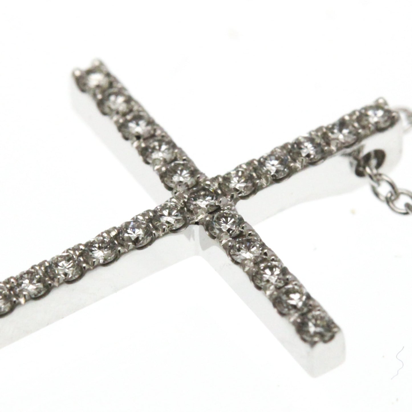 Tiffany Metro · 18K White Gold · Diamond