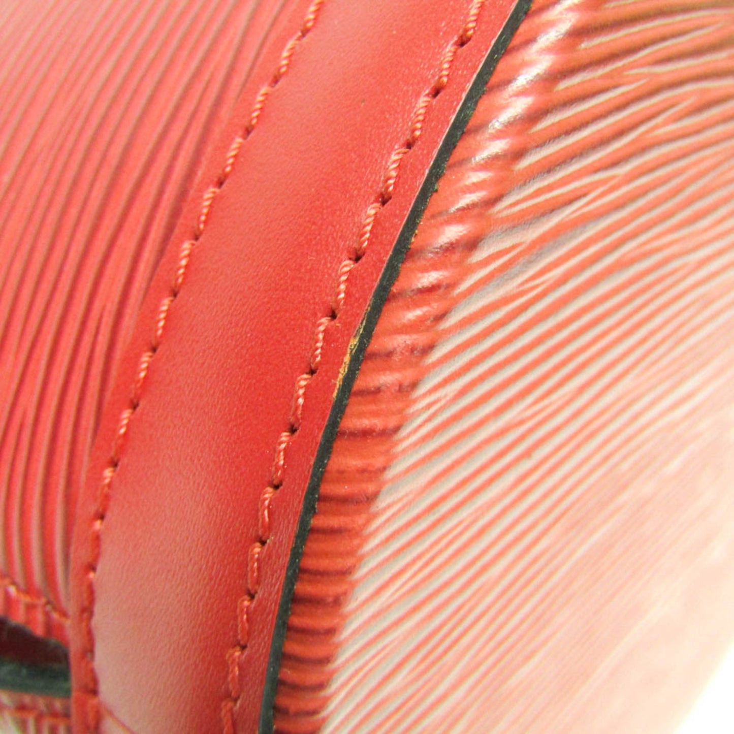 Louis Vuitton Epi Cluny · Castilian Red