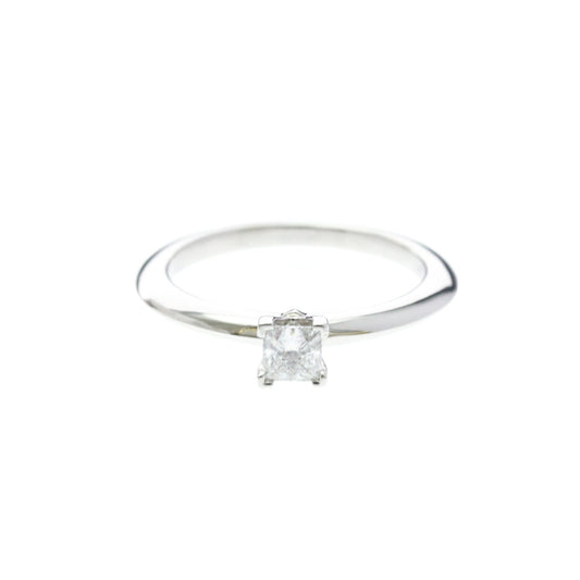 Tiffany Solitaire · Platinum · Diamond 0.22ct · Size 4 (EU 50)