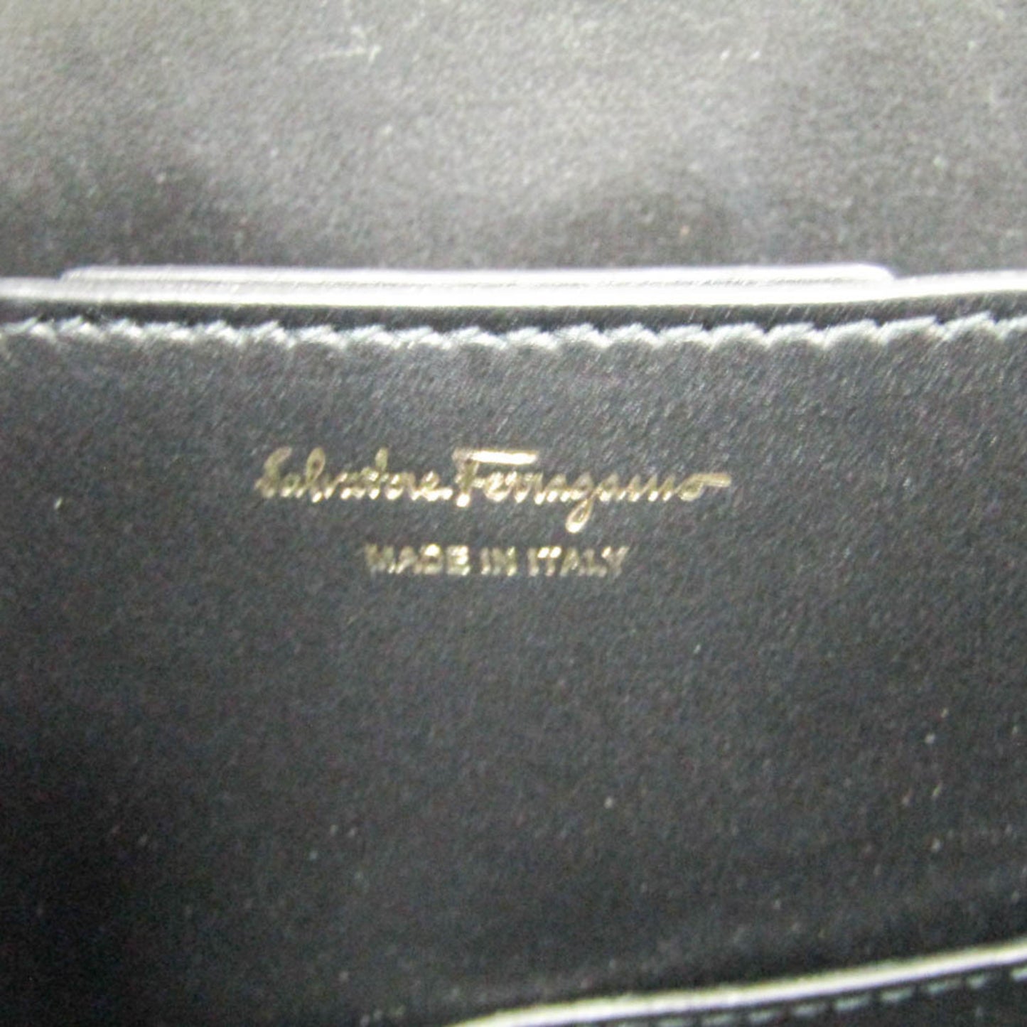 Salvatore Ferragamo Gancini · Leather