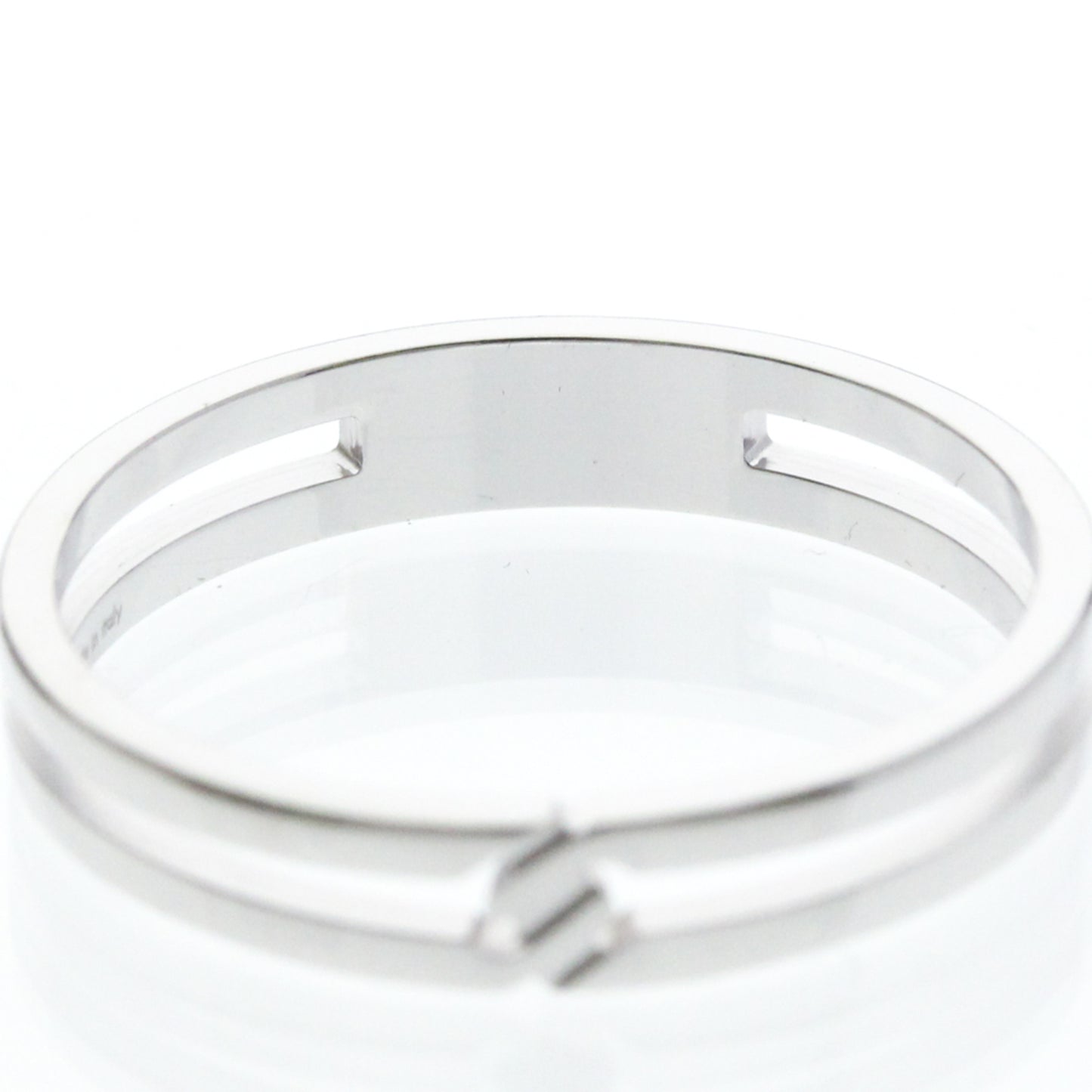 Gucci Infinity · 18K White Gold