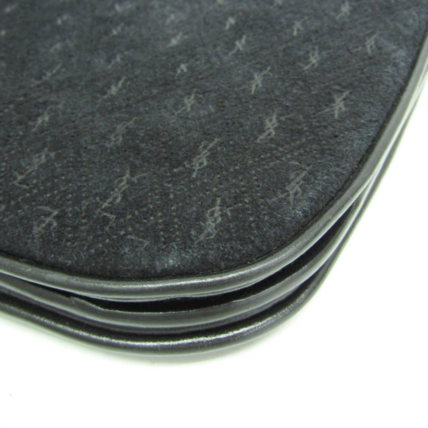 Saint Laurent Monogram · Suede