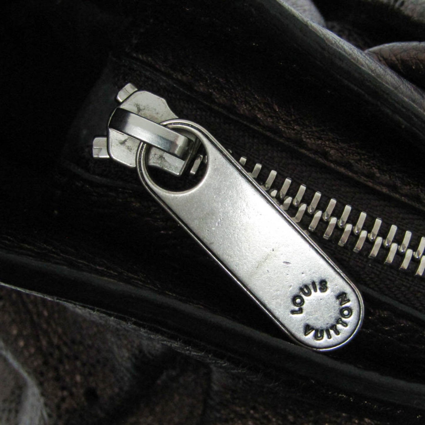 Louis Vuitton Mahina XS · Mordore