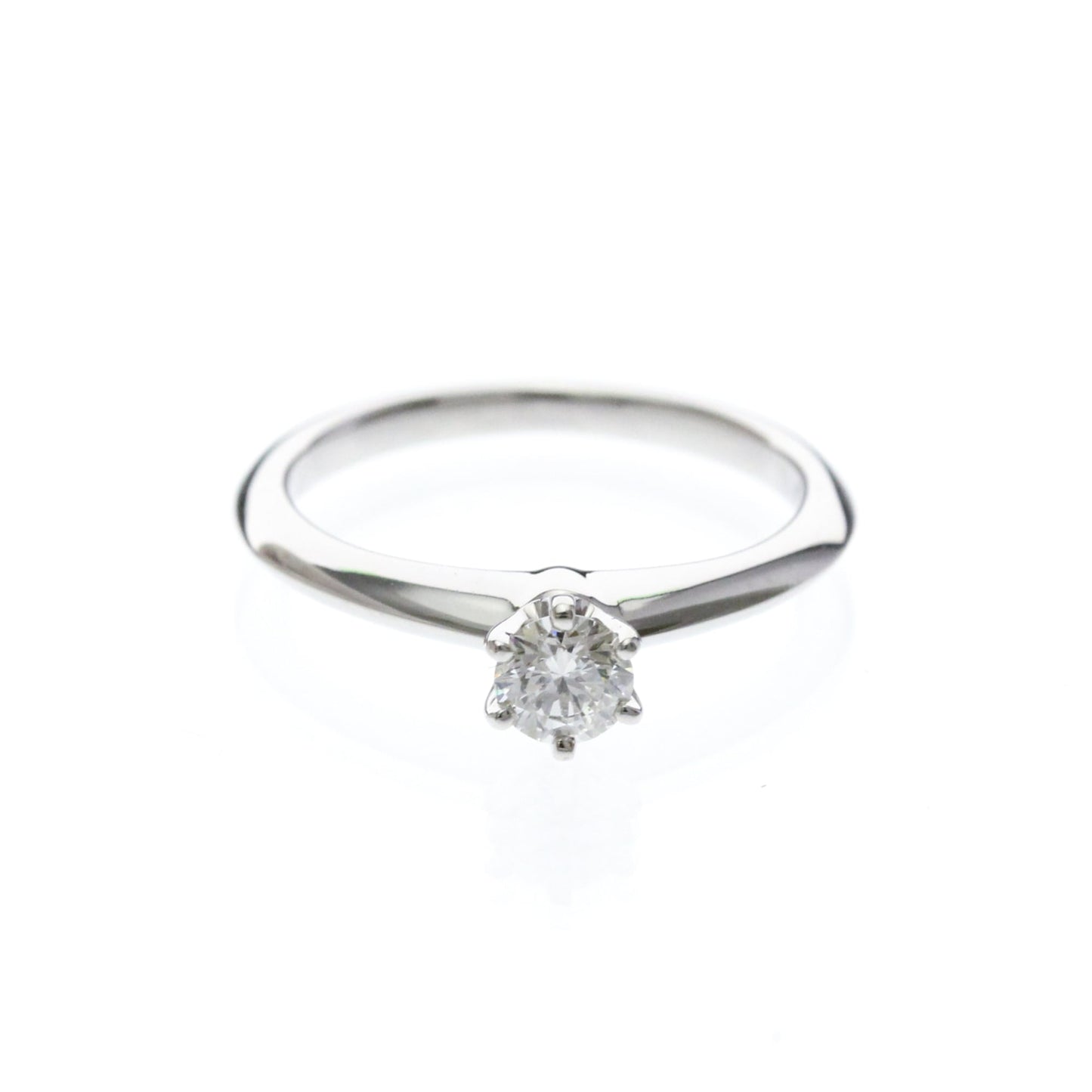 Tiffany Solitaire · Diamond · Platinum