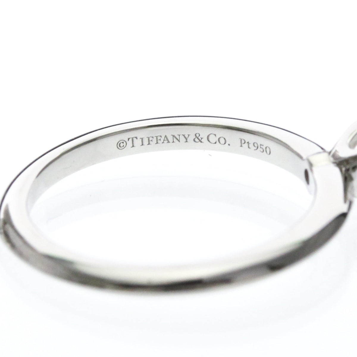 Tiffany Solitaire · Platinum · Diamond