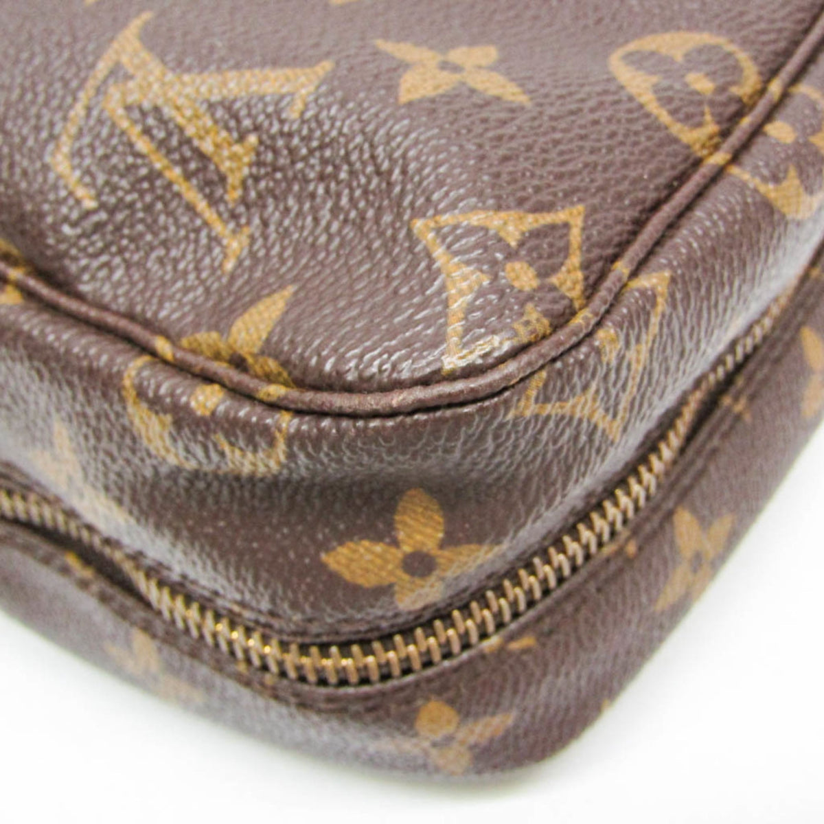 Louis Vuitton Toiletry Pouch 28 · Monogram