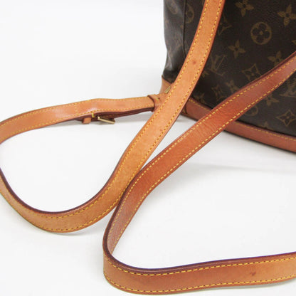 Louis Vuitton Montsouris MM · Monogram
